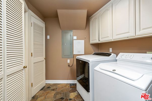 Interior, Utility Closets, Washer