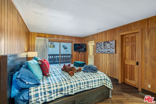 Bedroom, Interior, Wood Texture Flooring, Wooden Walls