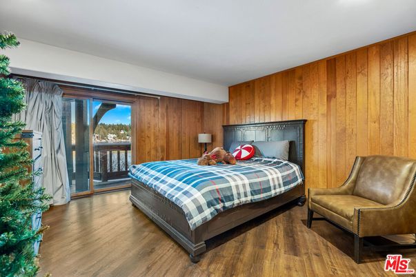 Bedroom, Interior, Wood Texture Flooring, Wooden Walls