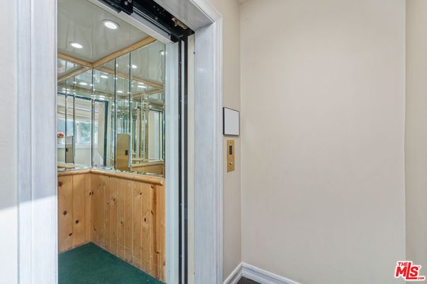 Elevator, Interior, Recessed Lighting