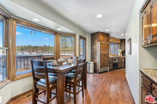 Dining room, Interior, Kitchen, Recessed Lighting, Wood Texture Flooring