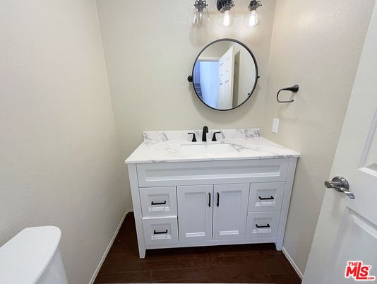 Bathroom, Dual Sink Vanities, Interior, Wood Texture Flooring