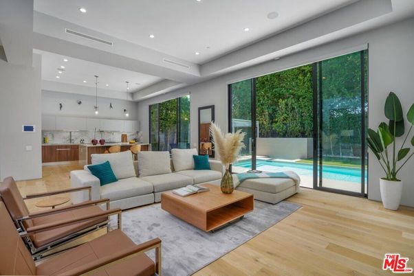 Interior, Kitchen, Living room, Pendant Lights, Recessed Lighting, Wood Texture Flooring