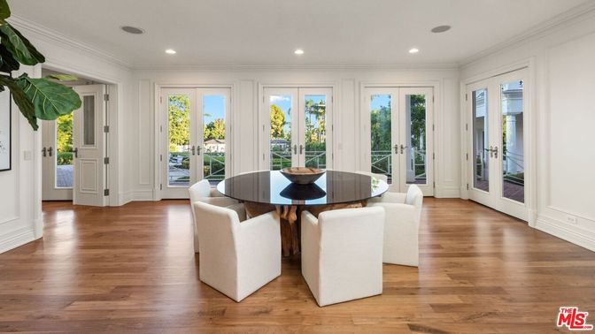 Dining room, Interior, Recessed Lighting, Wood Texture Flooring