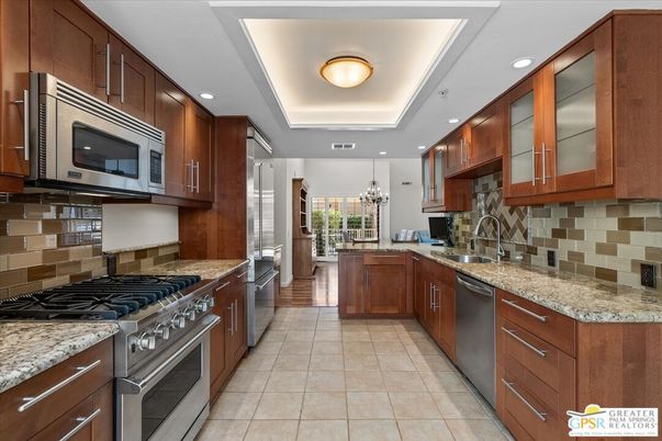 Chandelier, Interior, Kitchen, Recessed Lighting, Stainless Steel Appliances