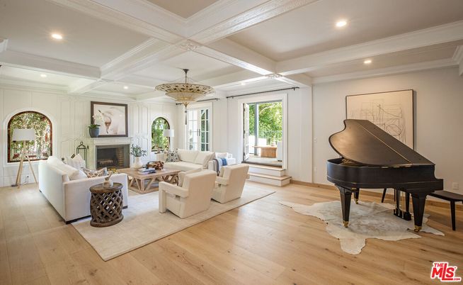 Fireplace, Interior, Living room, Piano, Recessed Lighting, Wood Texture Flooring