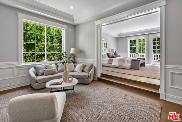 Bedroom, Interior, Living room, Recessed Lighting, Wood Texture Flooring
