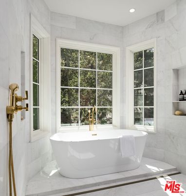 Bathroom, Free Standing Baths, Interior, Marble Walls, Recessed Lighting