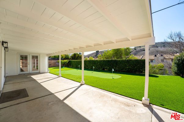 Backyard, Exterior