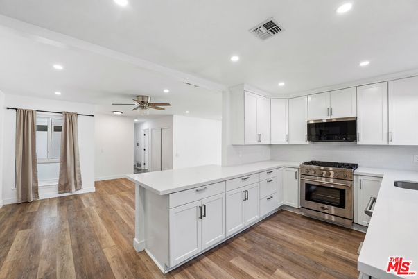 Interior, Kitchen, Recessed Lighting, Wood Texture Flooring