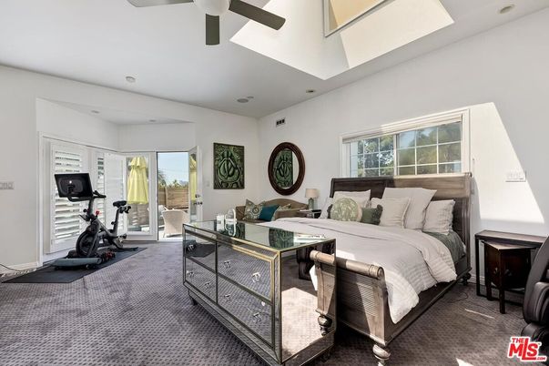 Bedroom, Fitness Equipment, Interior, Recessed Lighting