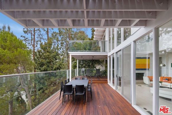 Exterior, Wood Texture Flooring