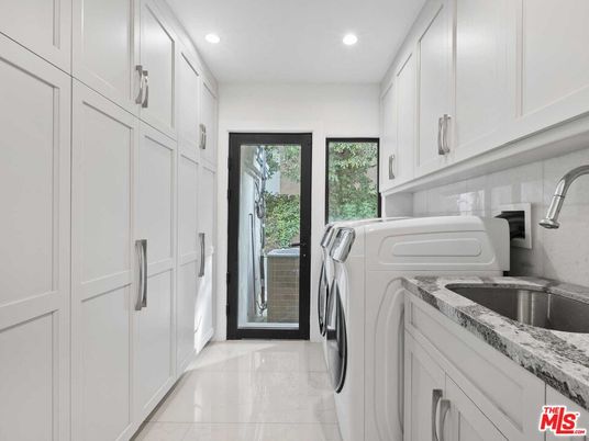 Interior, Recessed Lighting, Washer