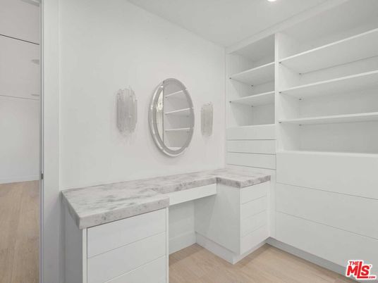 Interior, Recessed Lighting, Walk-in Closets, Wood Texture Flooring