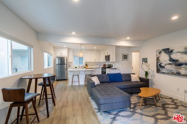 Interior, Kitchen, Living room, Pendant Lights, Recessed Lighting, Stainless Steel Appliances, Wood Texture Flooring