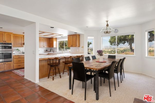 Dining room, Interior, Kitchen, Tile Countertops
