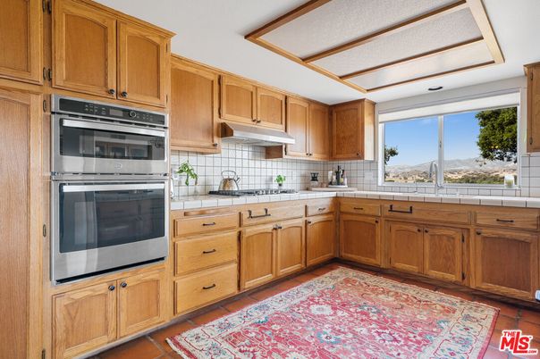 Interior, Kitchen, Tile Countertops