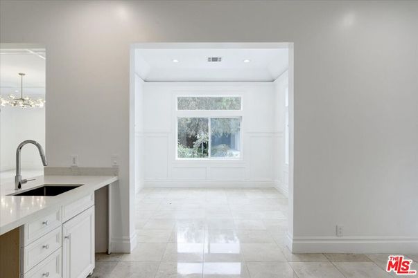Interior, Kitchen, Pendant Lights, Recessed Lighting