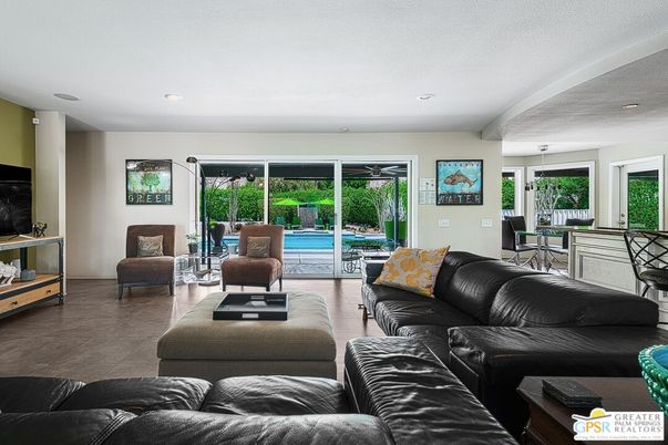 Dining room, Interior, Living room, Recessed Lighting