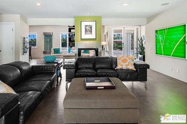 Fireplace, Interior, Living room, Recessed Lighting