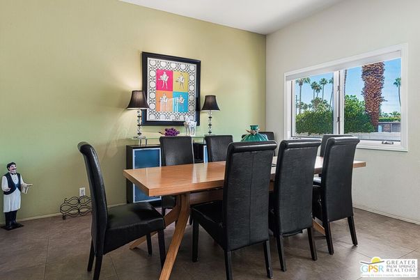 Dining room, Interior