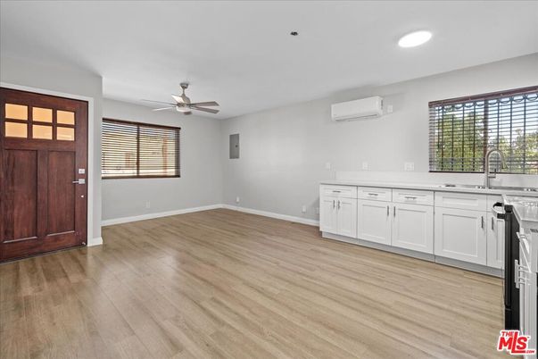 Empty room, Interior, Kitchen, Recessed Lighting, Wood Texture Flooring