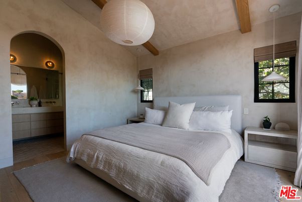 Bedroom, Interior, Pendant Lights, Wooden Beams