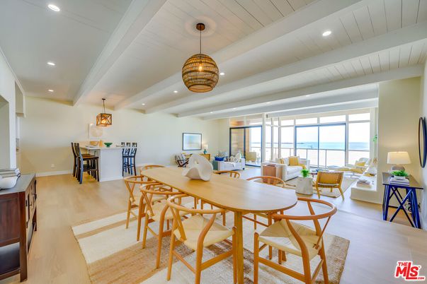 Dining room, Interior, Living room, Pendant Lights, Recessed Lighting, Water, Wood Texture Flooring