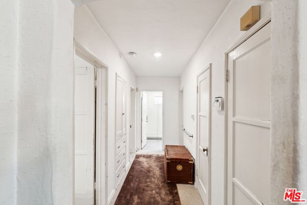 Interior, Recessed Lighting
