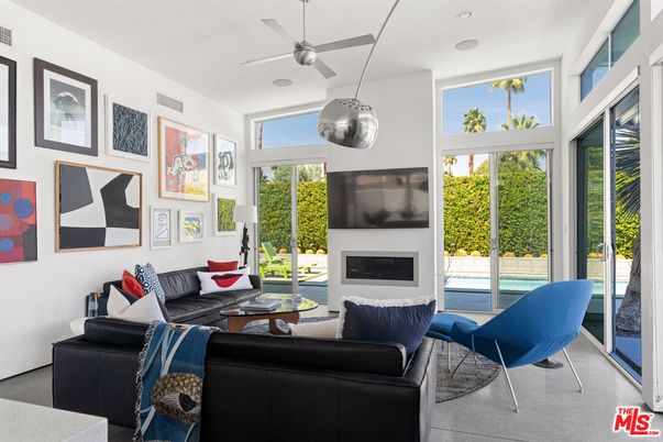 Fireplace, Interior, Living room, Pendant Lights, Recessed Lighting