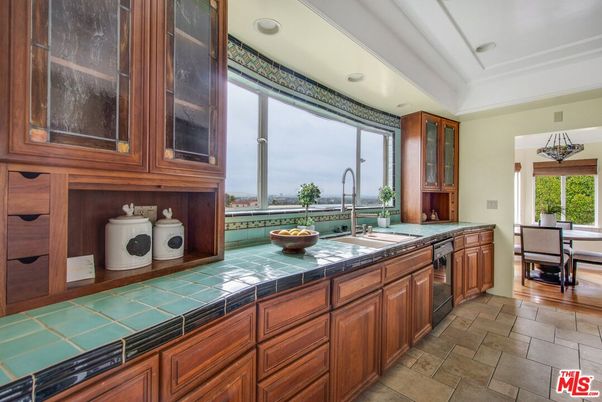 Interior, Kitchen, Recessed Lighting, Tile Countertops