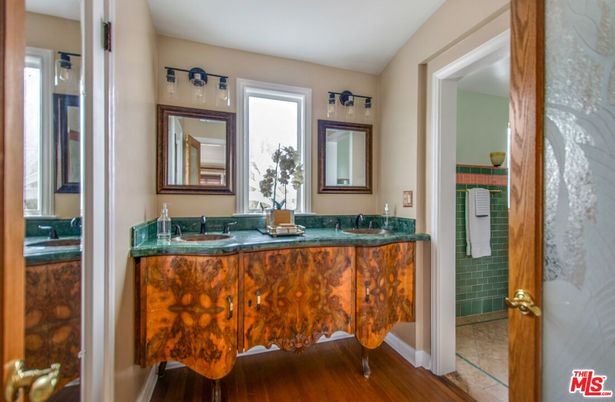 Bathroom, Dual Sink Vanities, Interior, Wood Texture Flooring