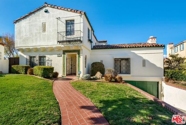 Backyard, Exterior, Facade, Spanish Mediterranean