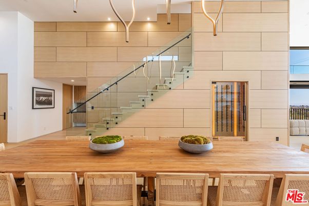 Dining room, Interior, Recessed Lighting