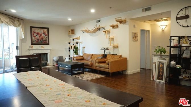 Fireplace, Interior, Living room, Recessed Lighting, Wood Texture Flooring