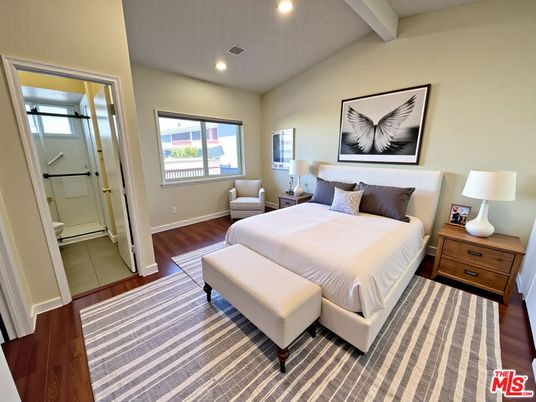 Bathroom, Bedroom, Interior, Recessed Lighting, Wood Texture Flooring