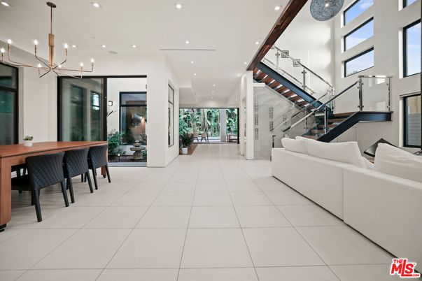 Dining room, Interior, Living room, Pendant Lights, Recessed Lighting
