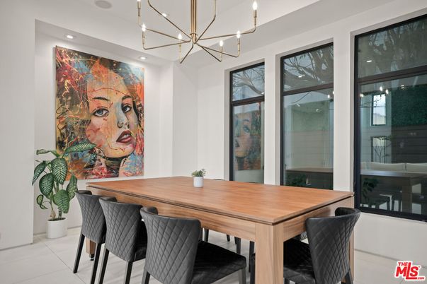 Dining room, Interior, Pendant Lights, Recessed Lighting