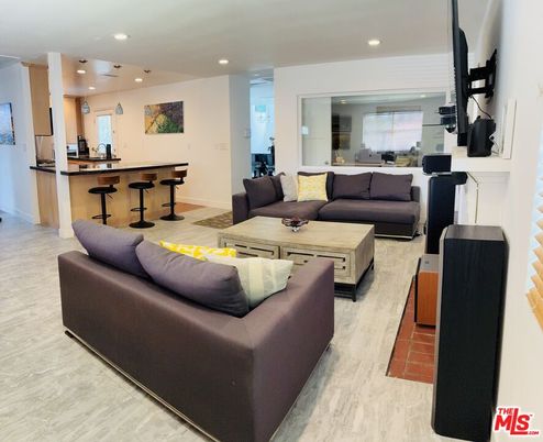 Interior, Kitchen, Living room, Recessed Lighting