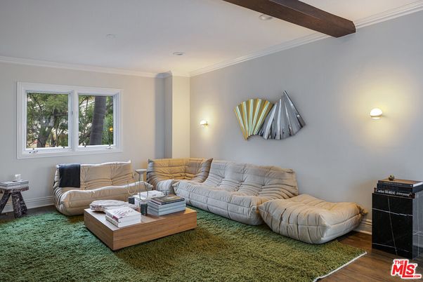 Interior, Living room, Recessed Lighting, Wooden Beams, Wood Texture Flooring