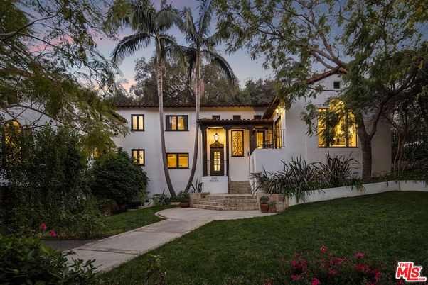 Backyard, Exterior, Facade, Spanish Mediterranean