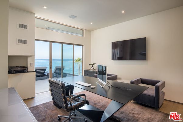 Home Office, Interior, Recessed Lighting, Water, Wood Texture Flooring
