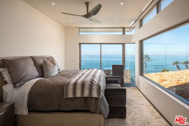 Bedroom, Interior, Recessed Lighting, Water
