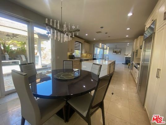 Dining room, Interior, Kitchen, Pendant Lights, Recessed Lighting, Stainless Steel Appliances