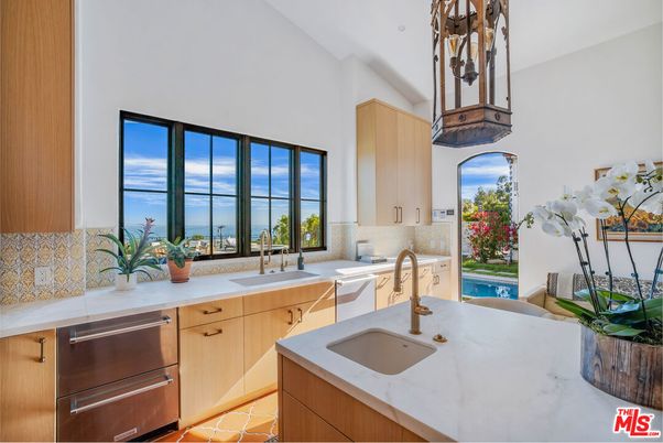 Interior, Kitchen, Water