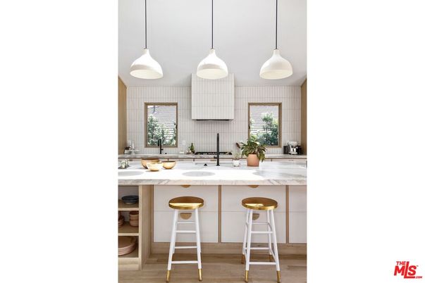 Interior, Kitchen, Pendant Lights, Wood Texture Flooring