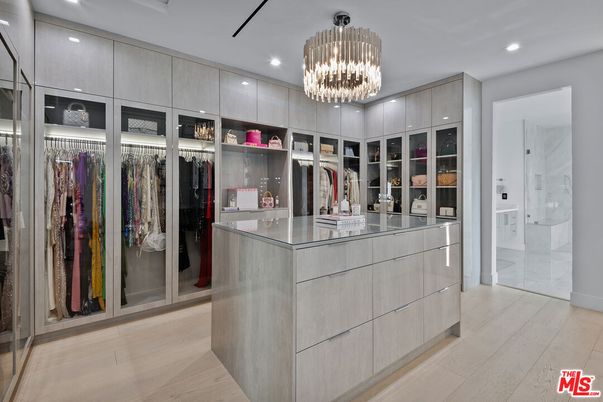 Chandelier, Interior, Recessed Lighting, Walk-in Closets, Wood Texture Flooring