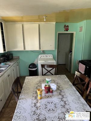 Dining room, Interior, Washer