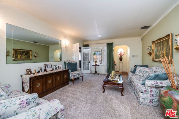 Interior, Living room