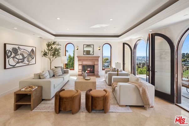 Fireplace, Interior, Living room, Recessed Lighting